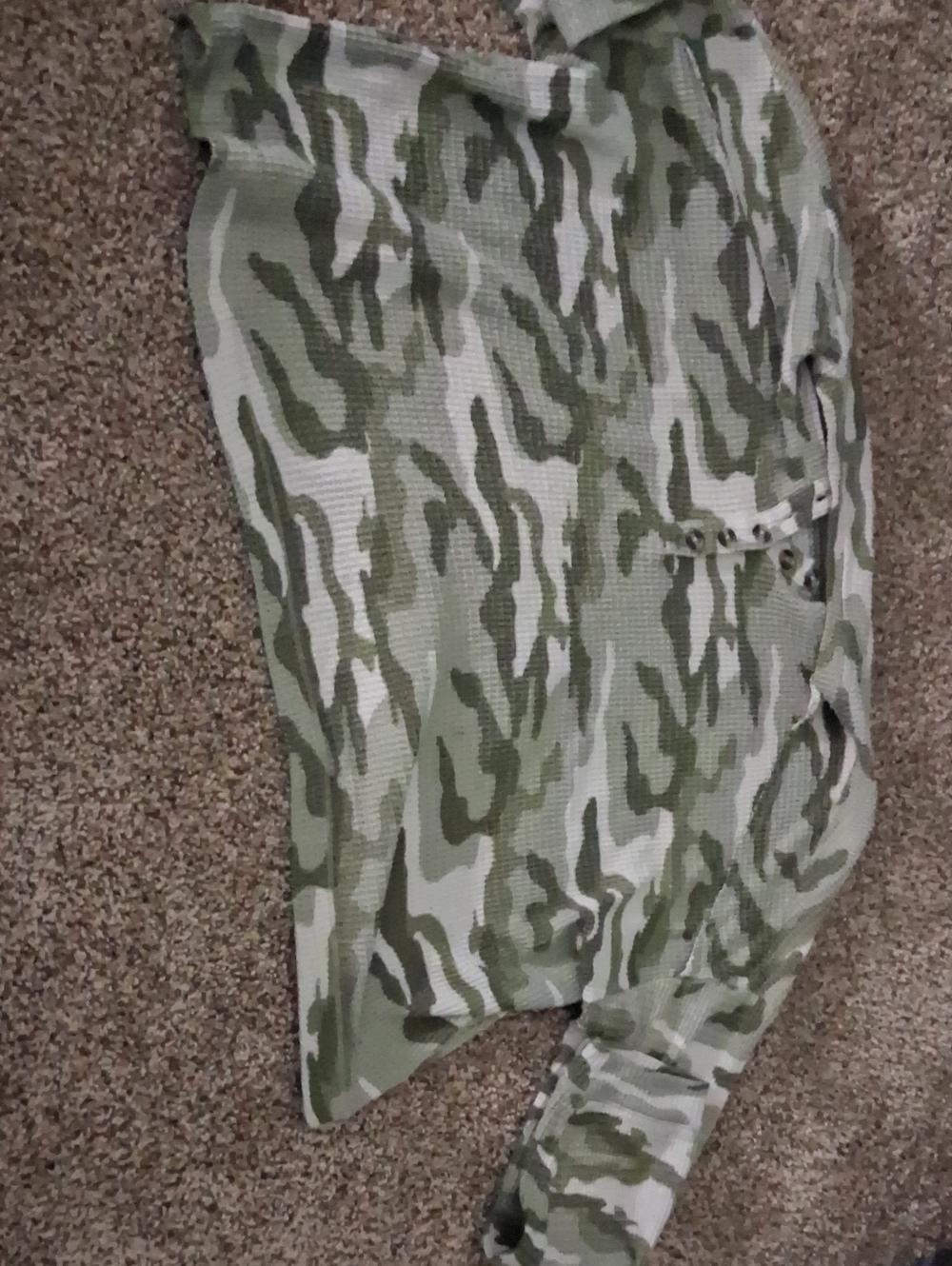 SO Women's Green Camo Long Sleeve Top